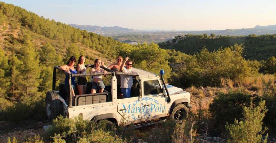 Benidorm: Guided Jeep Trip to Guadalest and Algar Falls - Practical tips for a smoother day