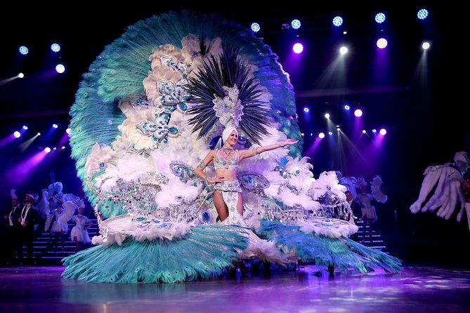 Benidorm Palace - Drinks, table service, and the pace of the evening