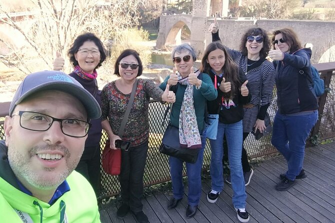 Besalu & 3 Medieval Towns Small Group Tour with Hotel Pick-Up - Castellfollit de la Roca and the basalt cliff