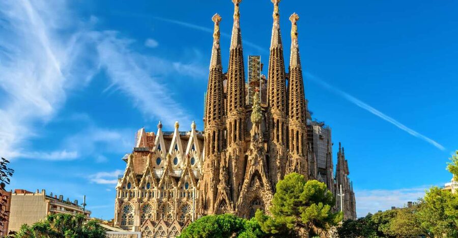 Best of Barcelona: Sagrada Familia & Park Guell with Pickup - Key points to know before booking