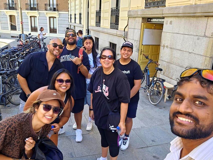 Best of Madrid: 3-Hour Guided Bike Tour in Small Groups - Key points to know before you book
