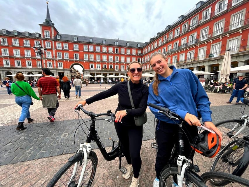 Best of Madrid: 3-Hour Guided Bike Tour in Small Groups - Why a bike is a smart way to meet Madrid