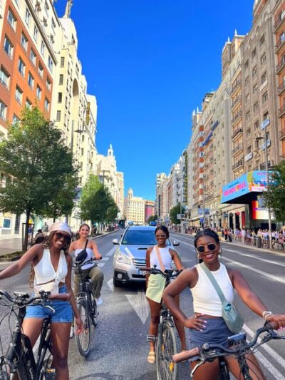 Best of Madrid: 3-Hour Guided Bike Tour in Small Groups