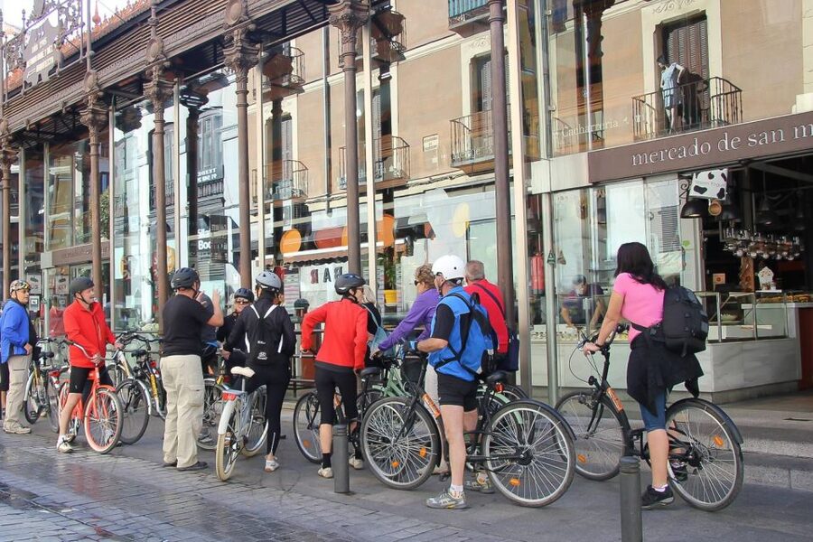 Best of Madrid: 3-Hour Guided Bike Tour in Small Groups - La Latina and Lavapiés: the local side of the route
