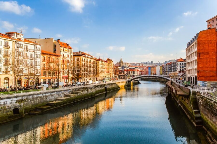 Bilbao: 1- or 2-Hour Sightseeing Boat Tour - The One-Hour Route Through Central Bilbao