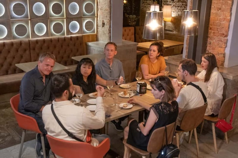 Bilbao: Basque Food Tour with Guide - The guide is the heart of the outing