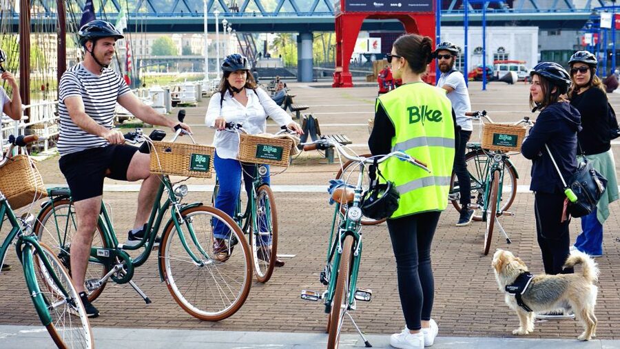Bilbao: City Highlights Guided Bike Tour - Doña Casilda Park and Abandoibarra