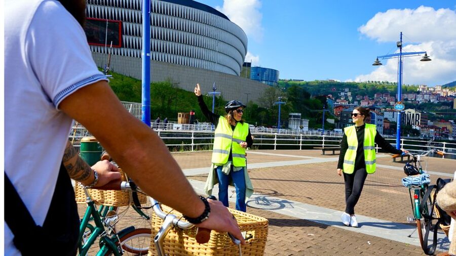 Bilbao: City Highlights Guided Bike Tour - Zubizuri and the riverfront connection