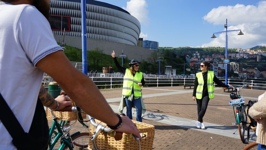 Bilbao: City Highlights Guided Bike Tour - Plaza Nueva and the old town