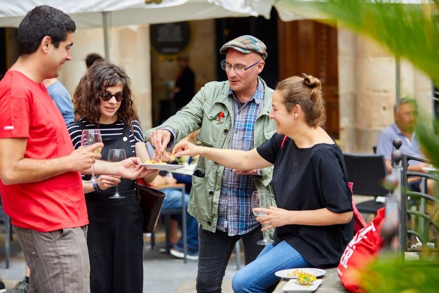 Bilbao: Exclusive Food & Wine Tasting Tour with Local Guide - Starting at Villarías Street