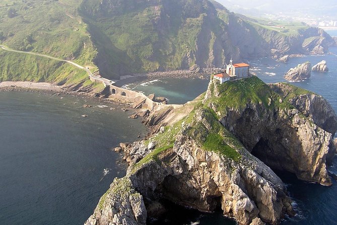 Bilbao, Guggenheim and Gaztelugatxe from San Sebastian - Bilbao’s old town and a pintxo lunch