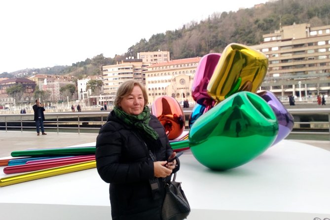 Bilbao: Guggenheim Like Never Before: VIP Access. Small Group.Top - Timing, crowds, bags, and walking