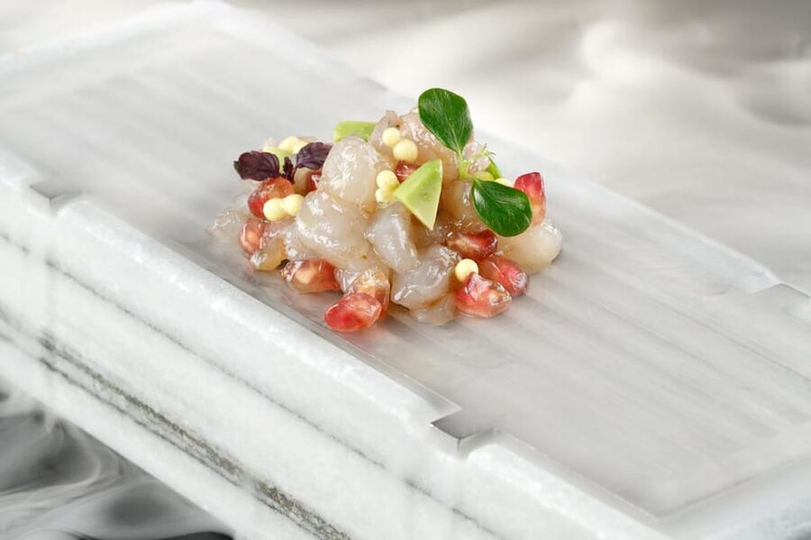 Bilbao: Guggenheim Museum Skip-the-Line Guided Tour & Dinner - The Basque Dinner: Seasonal Food With a Modern Touch