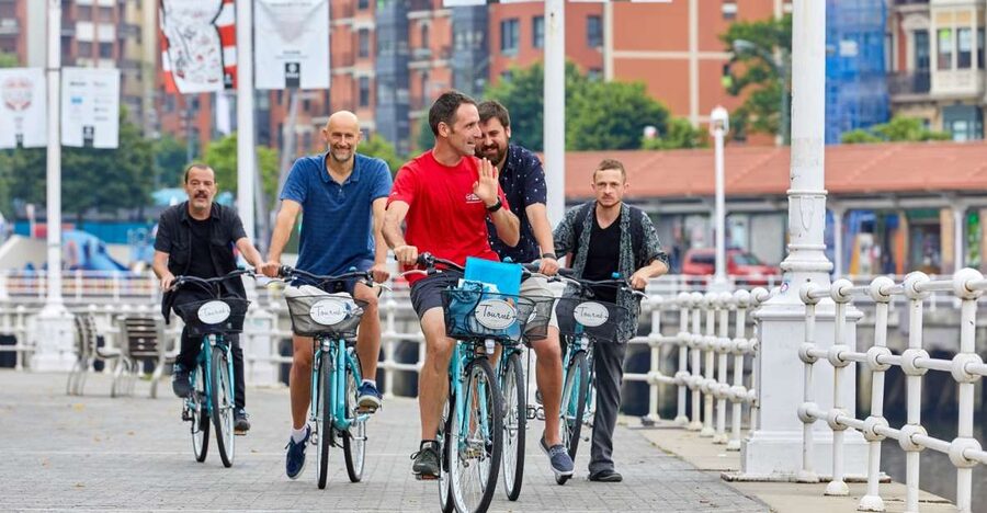 Bilbao: Guided Highlights Small Group or Private E-Bike Tour - Key points at a glance