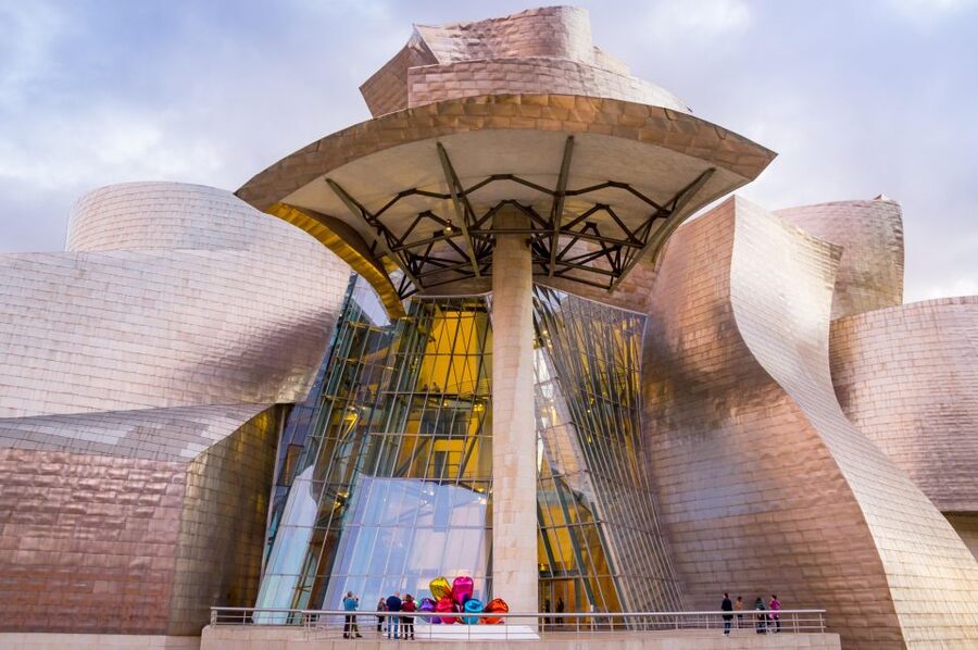 Bilbao: Private & Exclusive Guggenheim Museum Guided Tour - Why the Guggenheim is worth a guided visit