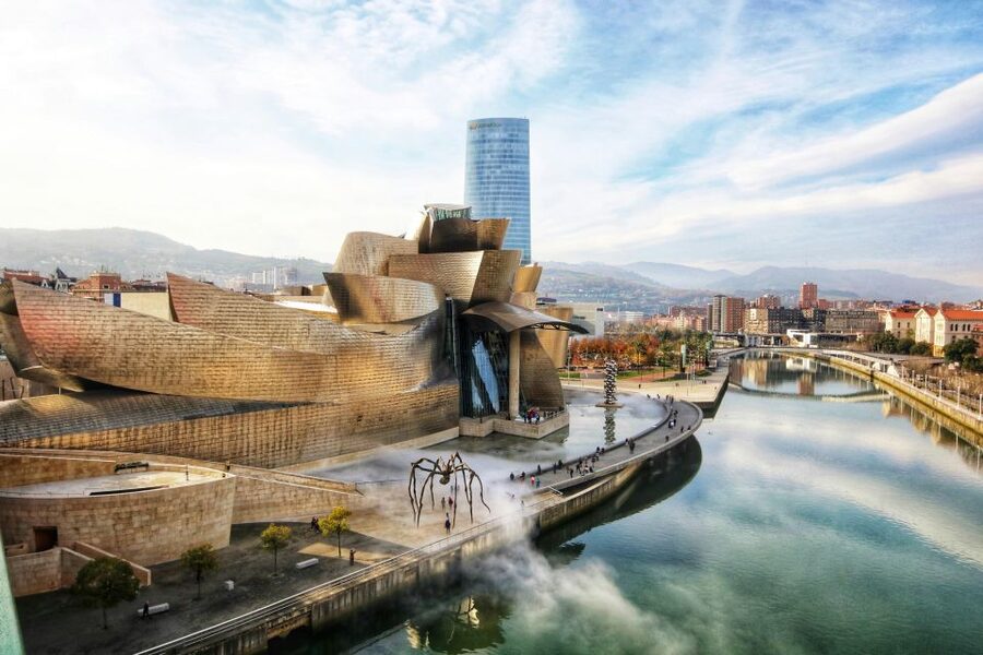 Bilbao: Private & Exclusive Guggenheim Museum Guided Tour - The atrium: begin with the museum’s grand interior