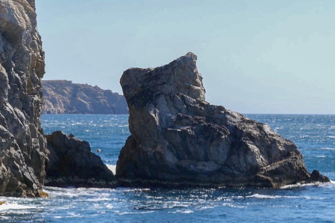 Boat Trip to Cadaqués from Roses with STOP 1:30h/2H/ in Cadaqués - Arriving in Cadaqués by boat