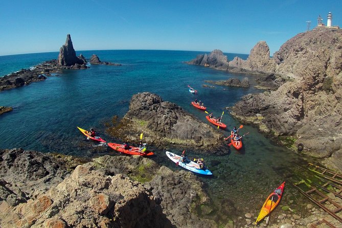 Cabo de Gata Active. Guided kayak and snorkel route through coves of the Natural Park - The safety lesson before launch