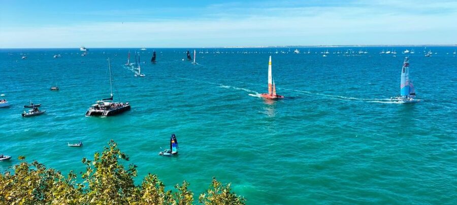 Cádiz: Bay of Cádiz Catamaran Tour with Host - Price, timing, and overall value