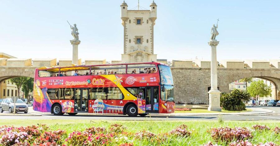 Cadiz: City Sightseeing Hop-On Hop-Off Bus Tour - Why this bus works well in Cadiz