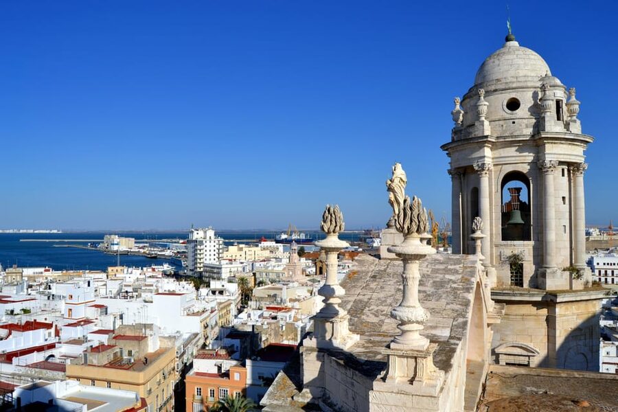 Cadiz: Medieval Tour - Seeing the New Cathedral from inside