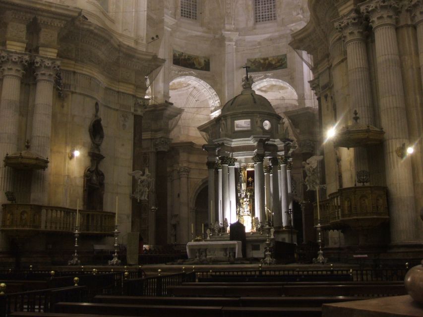 Cadiz: Medieval Tour - Climbing the Poniente Tower