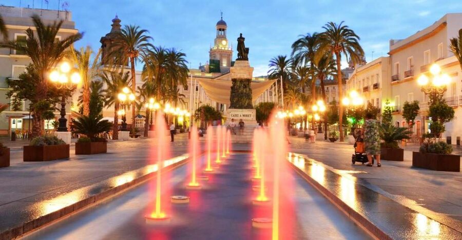 Cadiz: Medieval Tour - Walking through the Pópulo quarter