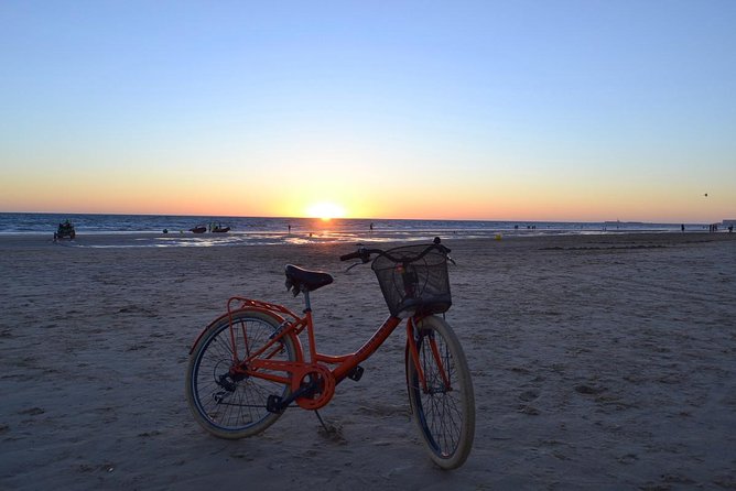 Cadiz Small Group Bike Tour - Is the group really small?