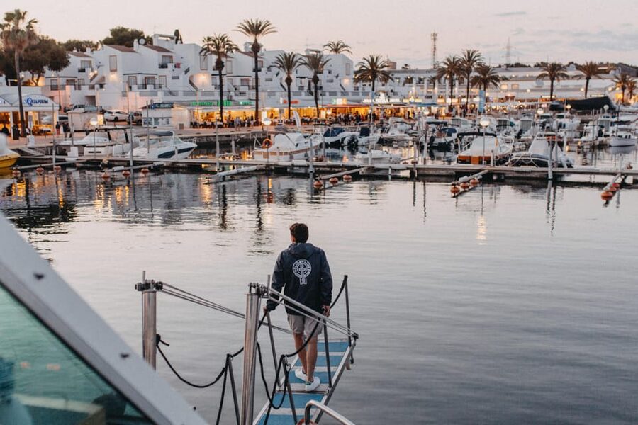 Cala'n Bosch: 2-Hour Sunset Sightseeing Tour - The sunset sequence and the glass of cava