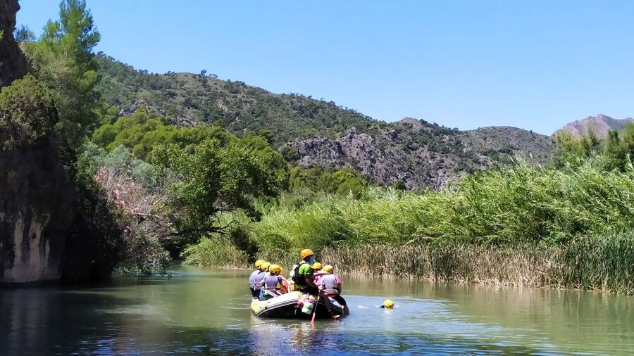 Calasparra: Almadenes Canyon Rafting with Caves and Rock Art - Monigotes Cave and the meaning of prehistoric red paintings