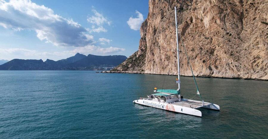 Calpe: Catamaran Tour with Optional Swim Stop - Sailing beside Peñon de Ifach