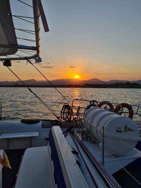 Cambrils: Costa Dorada Sunset Catamaran Cruise with Drinks - Is $38 good value?
