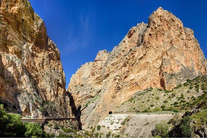 Caminito del Rey Day Trip from Costa del Sol - Guides add much more than directions