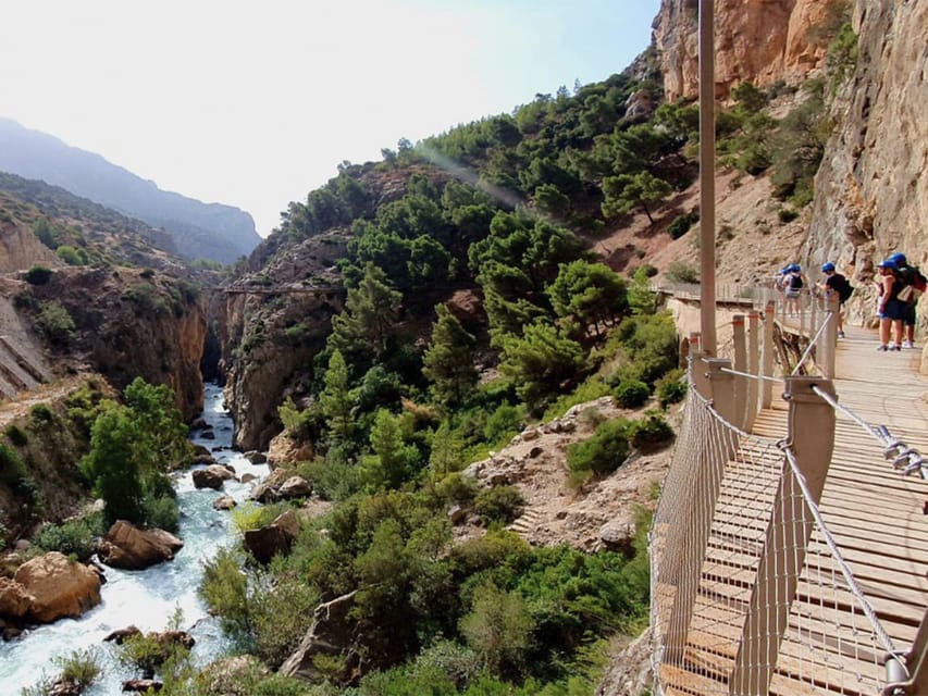 Caminito del Rey: Tour with Official Guide and Drink - Tunnels, Cliff Walls, and the Best Photo Moments