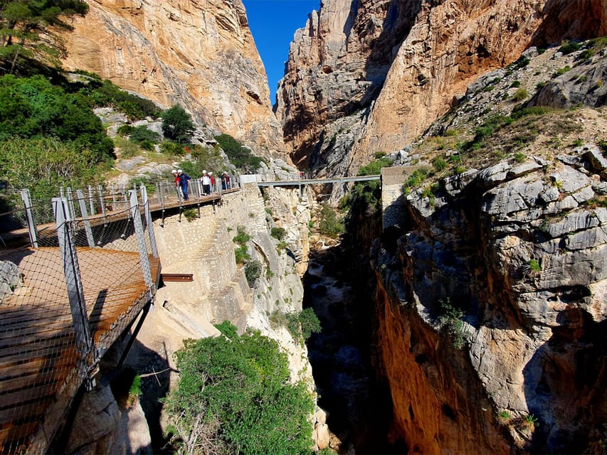 Caminito del Rey: Tour with Official Guide and Drink - The South Exit and the Shuttle Ride Back