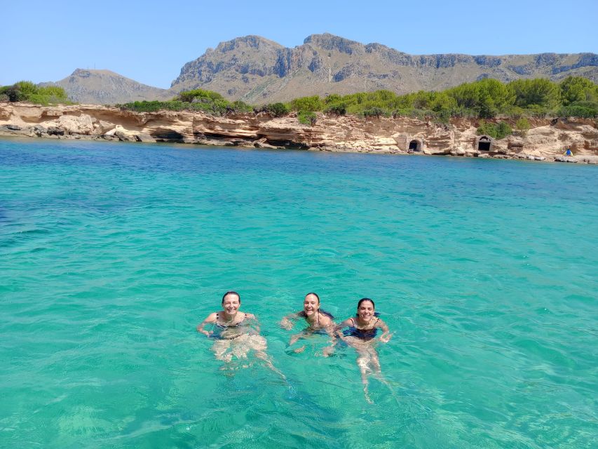 Can Picafort: Dolphin Watching Boat Tour with Swimming - What the fast boat ride feels like