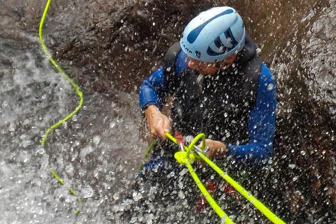 Canyoning Experience in Gran Canaria (Cernícalos canyon) - Getting dressed in neoprene and safety gear
