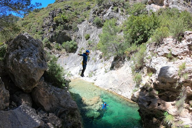 Canyoning Rio Verde from Nerja - Who should book this canyoning trip?