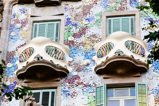 Casa Batllo Admission Ticket with Intelligent Audio Guide - The entrance hall and basement experience