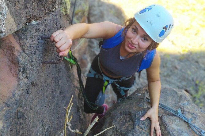 Climbing + Zipline + Via Ferrata + Cave. Adventure route in Gran Canaria - A 50-meter zipline to finish the day