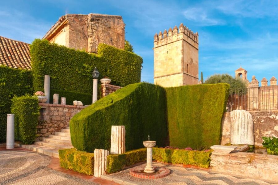 Cordoba: Alcazar of Christian Monarchs 1–Hour Guided Tour - Doña Leonor de Guzman’s Arab-style baths