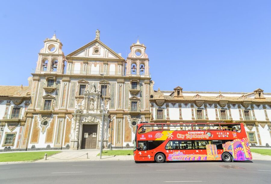 Córdoba: City Sightseeing Hop-On Hop-Off Bus Tour - Start with the red route for Córdoba’s big picture