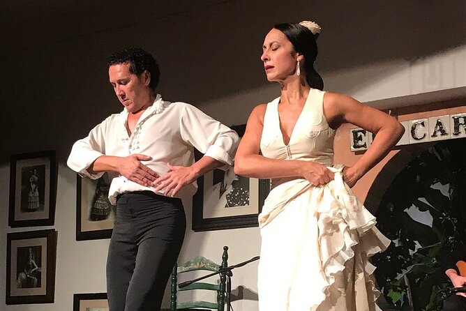 Cordoba Flamenco Show at Tablao El Cardenal with a Drink - Arriving at Tablao El Cardenal near the Mezquita