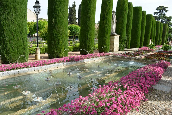 Cordoba Monuments Intensive Tour in English Tickets included - A short stop for Córdoba’s tragic love story