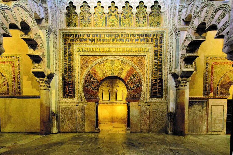 Córdoba: Mosque-Cathedral Guided Tour - What the guide adds to the experience