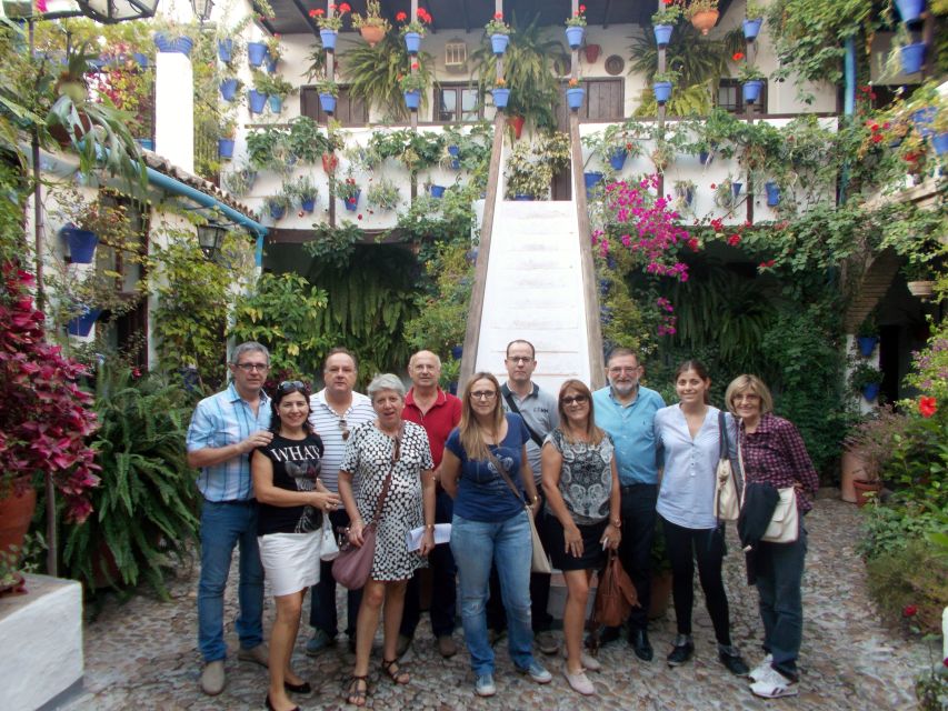 Cordoba's Authentic Patios: 2-Hour Tour with Tickets - Starting at Plaza del Triunfo and entering Alcazar Viejo