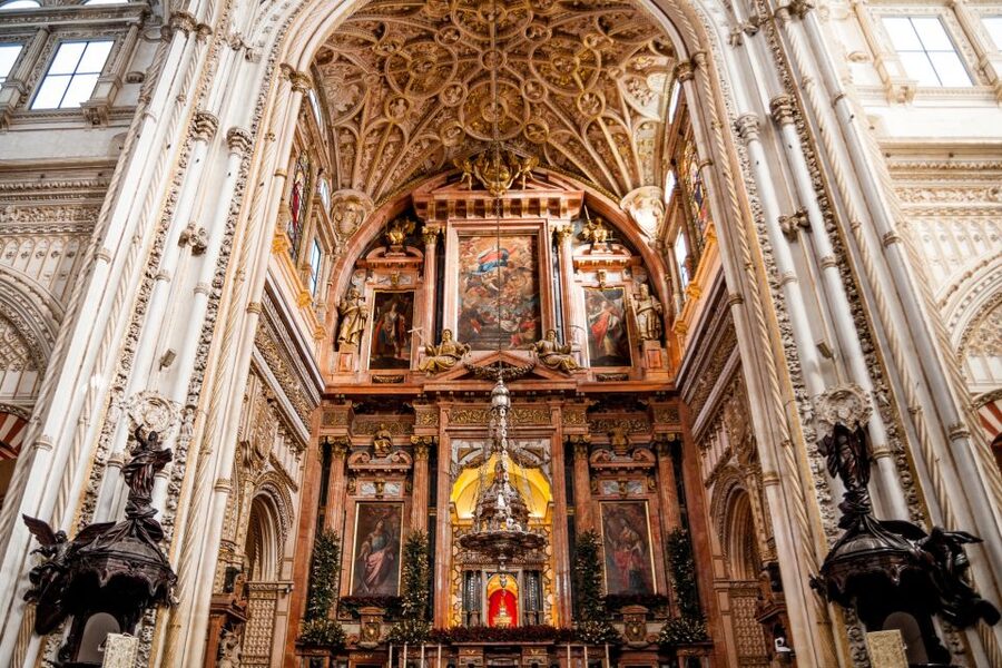 Córdoba: Skip-the-Line Great Mosque-Cathedral History Tour - Why the Mosque-Cathedral is Córdoba’s essential visit