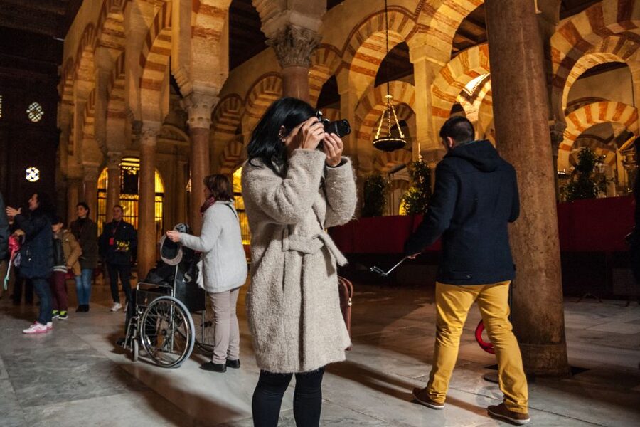 Córdoba: Skip-the-Line Great Mosque-Cathedral History Tour - The architectural details worth watching for