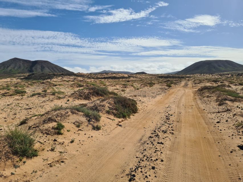 Corralejo: E-Bike Rental with Map to Popcorn Beach - Setting out from Electric Legs in Corralejo