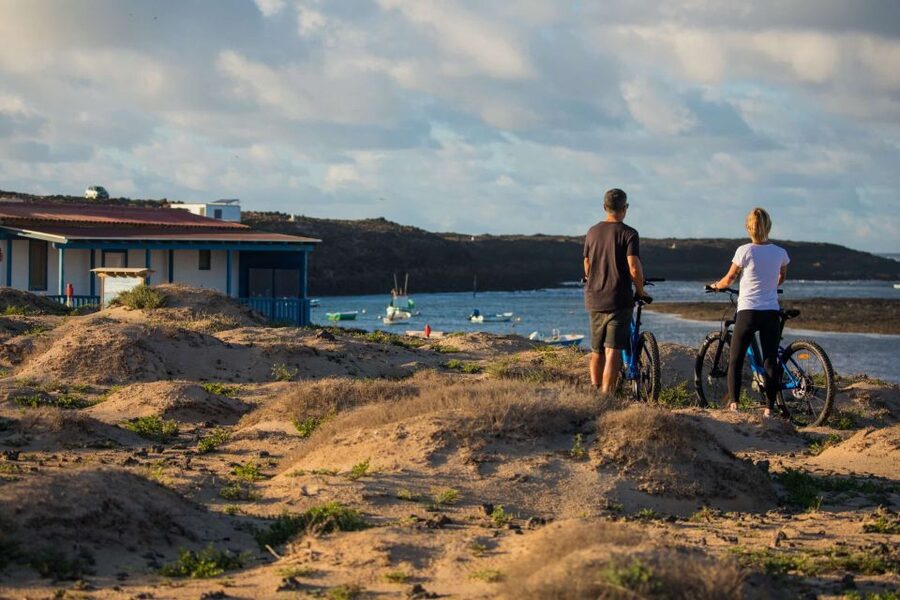 Corralejo: E-Bike Rental with Map to Popcorn Beach - Bike quality, comfort, and effort